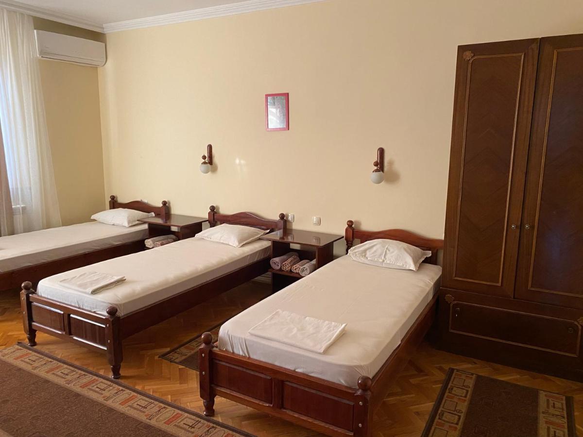 Family Hotel "May" Petrich  Ngoại thất bức ảnh