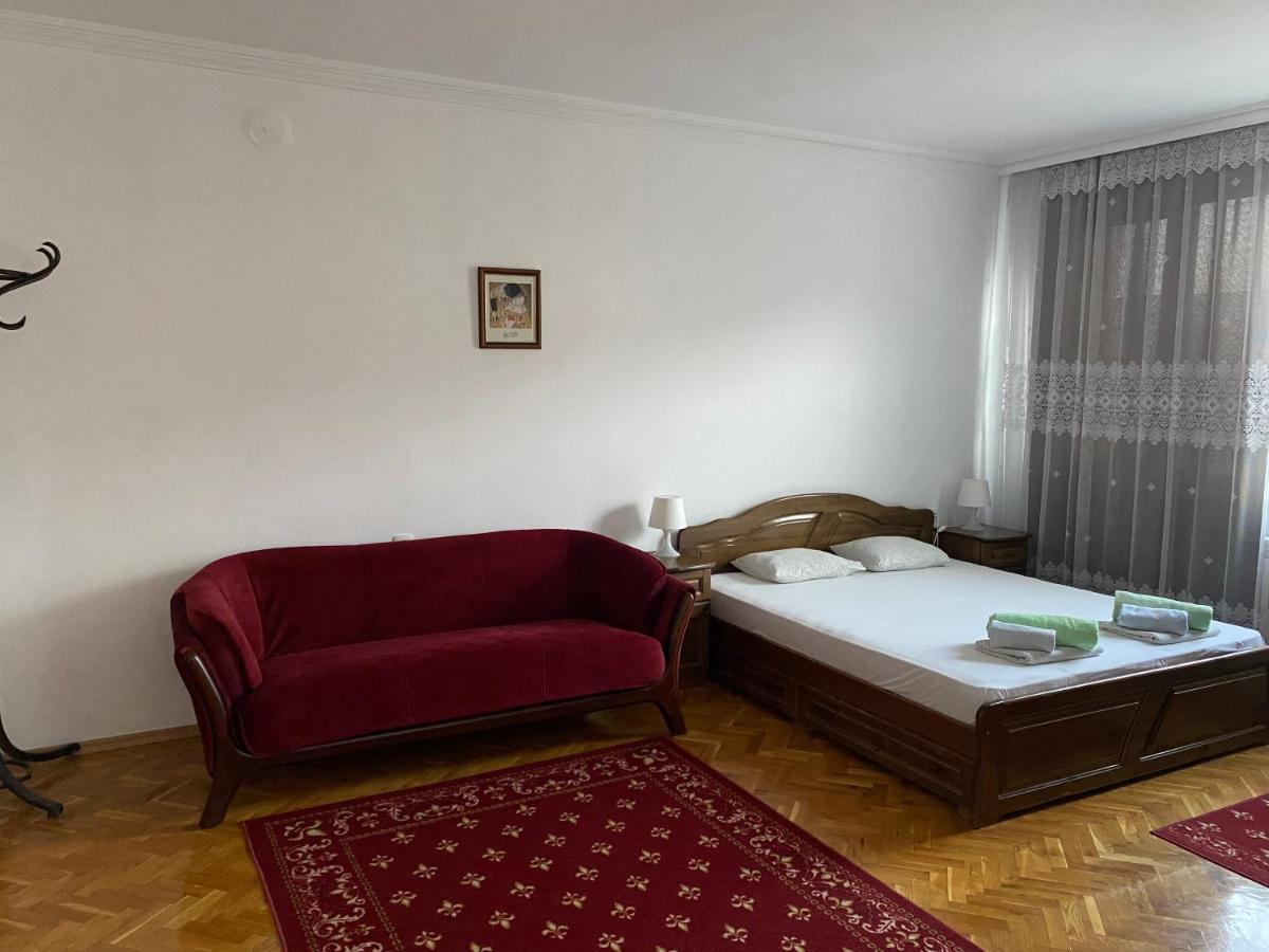 Family Hotel "May" Petrich  Ngoại thất bức ảnh