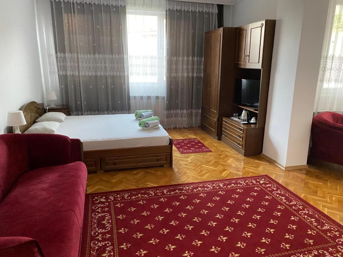 Family Hotel "May" Petrich  Ngoại thất bức ảnh